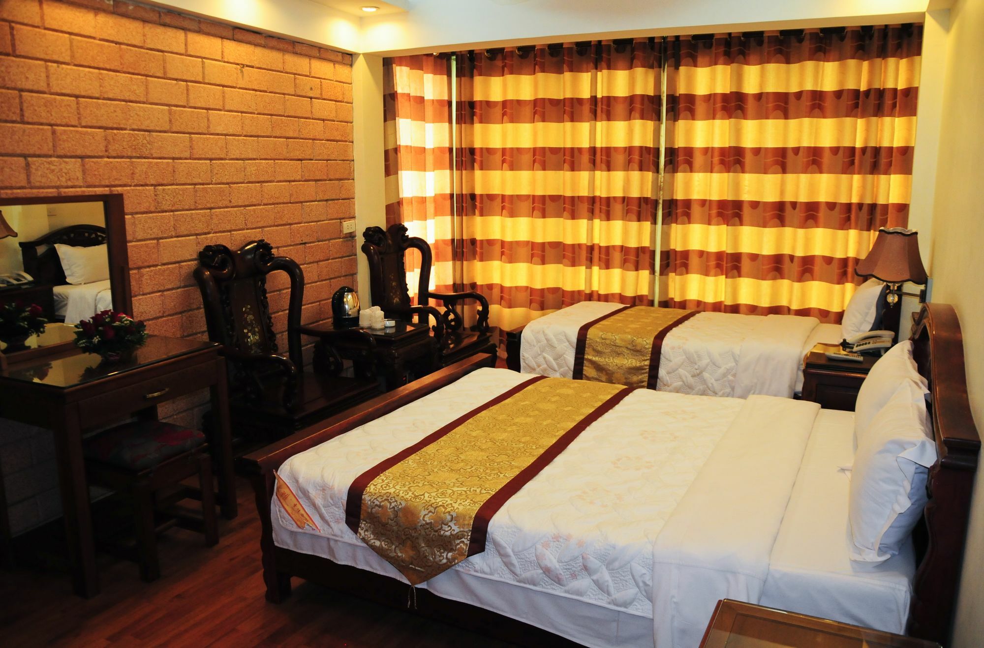 Thai Ha Hotel Hanoi Exterior photo